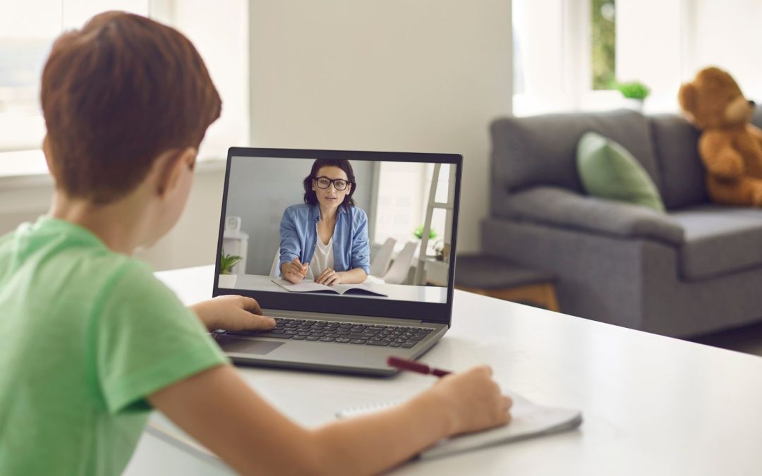 Le secret des lycées alternatifs : Révolutionner l’éducation ou gadget pédagogique ?