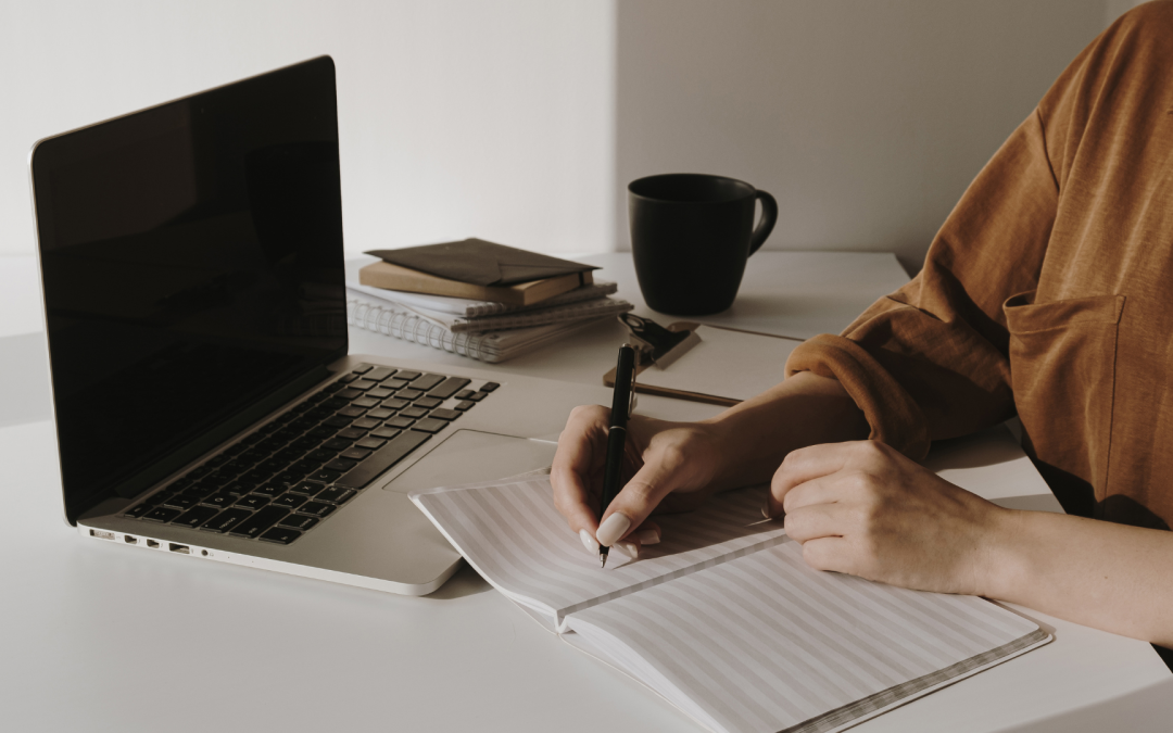 Révélations exclusives : la technique infaillible des génies pour pondre une dissertation en un rien de temps !